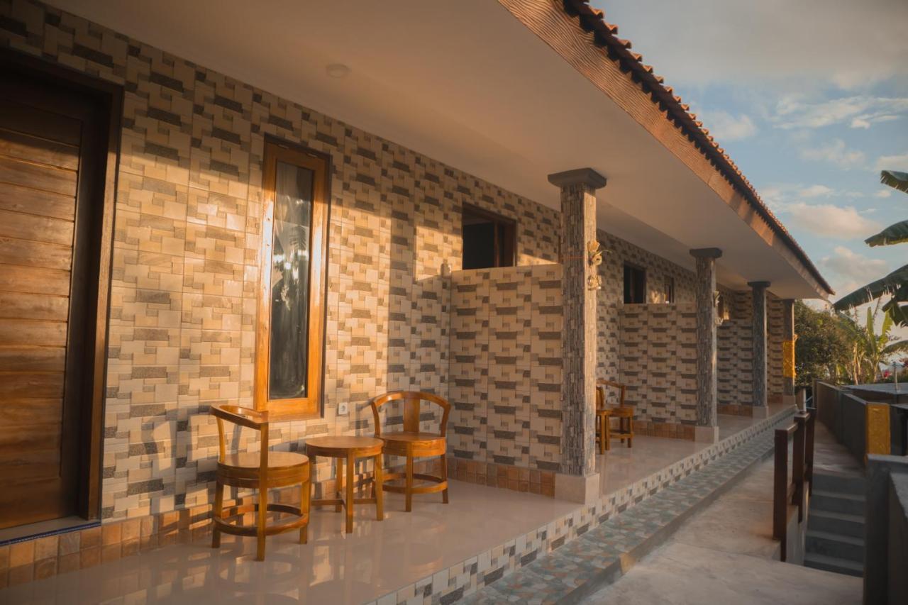 Prasi Sunrise Homestay Toyapakeh Extérieur photo
