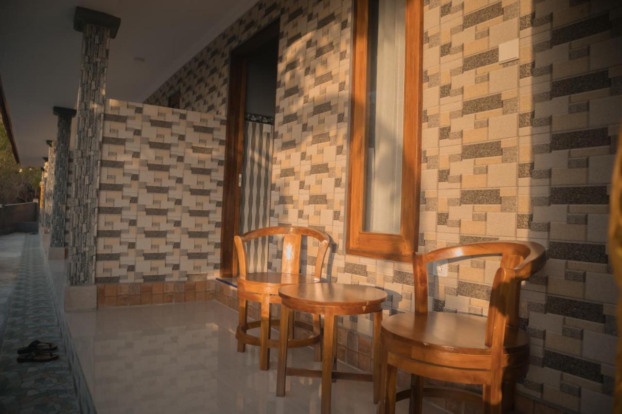 Prasi Sunrise Homestay Toyapakeh Extérieur photo